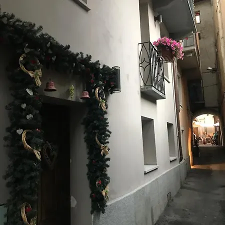 Aymon De Challant Apartament Aosta